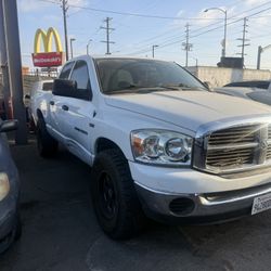 2006 Dodge ram 4 x 4