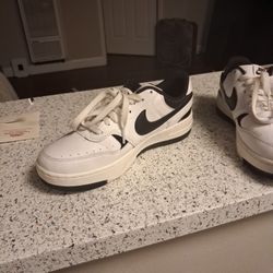 Nikes 7.5 Girls Warn Twice Still Like New