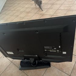 Lg Flat Screen Tv Works Perfect