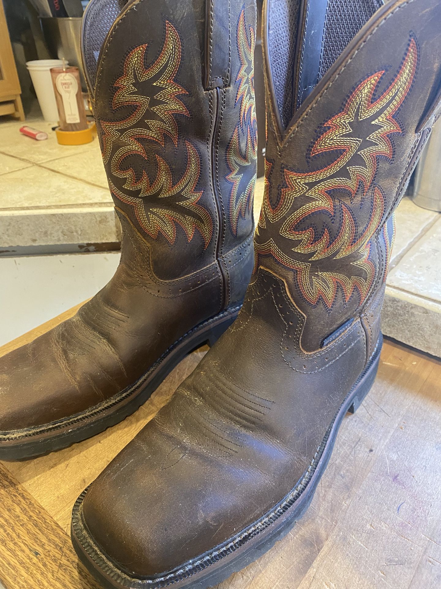 Justin Pull On Boots