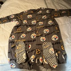 Steelers Onezi. 