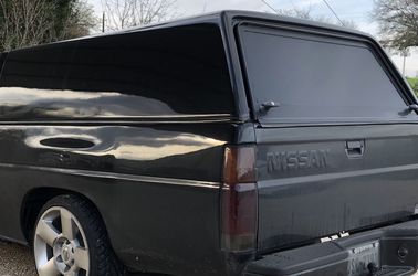 Camper Shell For Nissan - S-10. Extended Cab.