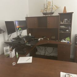U -Shaped desk + Bookshelves +File cabinet 