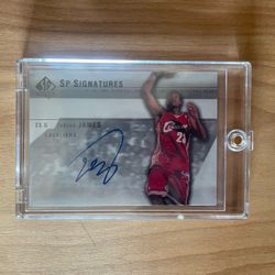 2003/04 SP Authentic LeBRON JAMES rookie auto #LJ-A