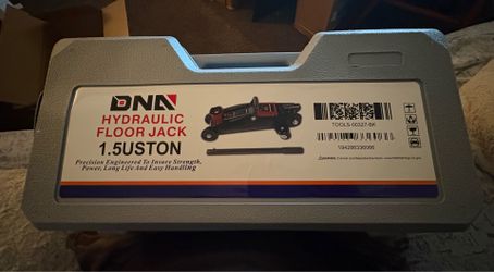 Hydraulic floor jack