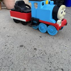 Thomas the Tank Engine Ride-On Includes Battery