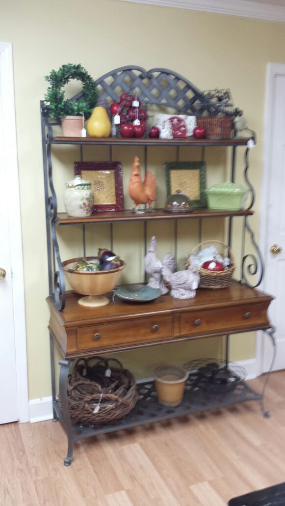 Ethan Allen Bakers Rack for Sale in Roswell, GA OfferUp