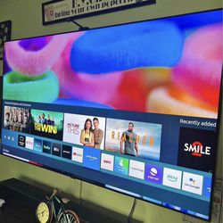 SAMSUNG 86-Inch Class Crystal 4K UHD LED TU9010 Series HDR