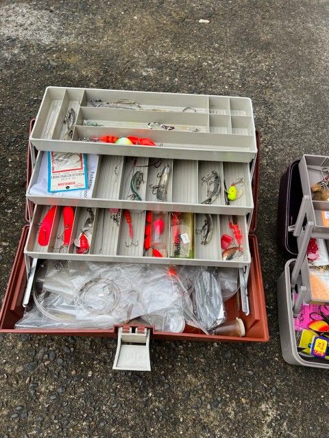 Fishing Gear Tackle " Medium Box"