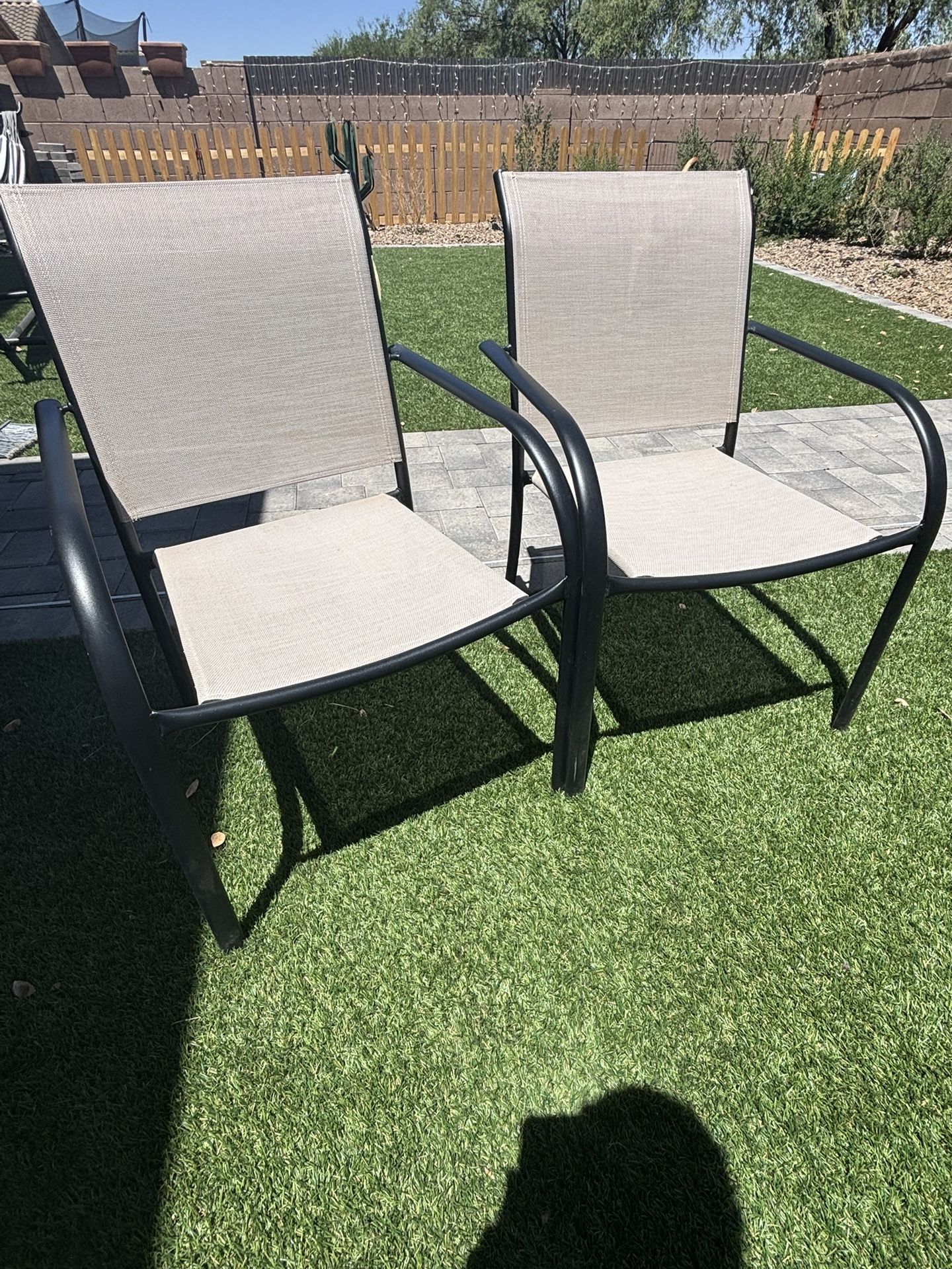 Style Selections Pelham Bay Metal Stackable Outside Chairs X4