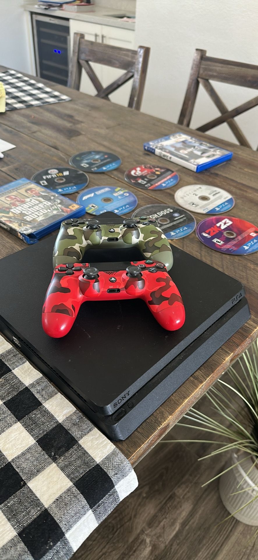 PS 4 With 9 Games