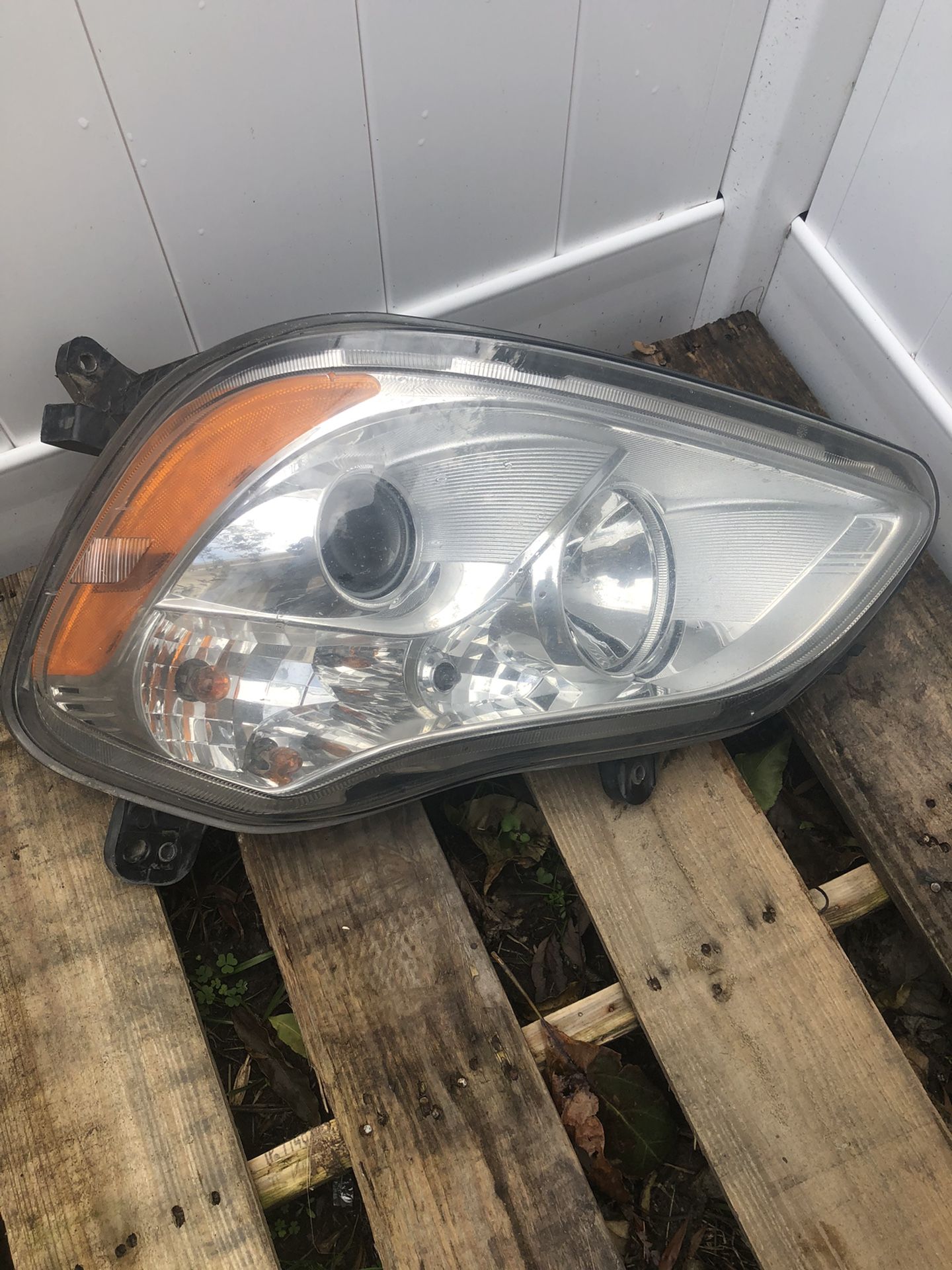 Right Front Side Truck Head Light Assembly By Kenworth