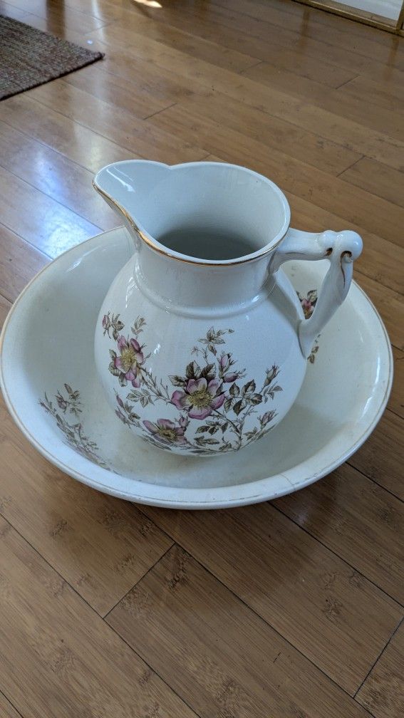 ceramic pot and vase for decor