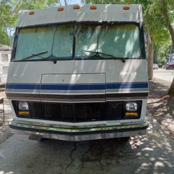 1984 Itasca/Winnebago Sunflyer