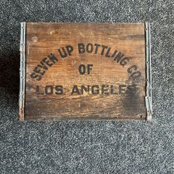Vintage 7up Crate $120 OBO