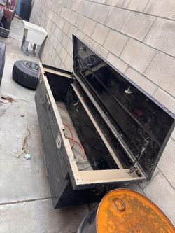 Black Tool Box Good Shape