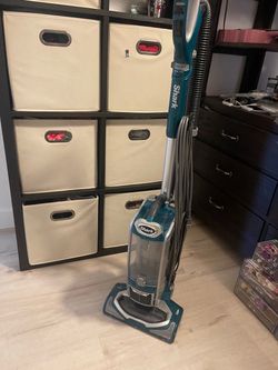 Shark Rotator speed Vacuum Cleaner