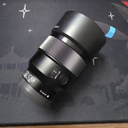 Sony 85mm 1.8 Lens