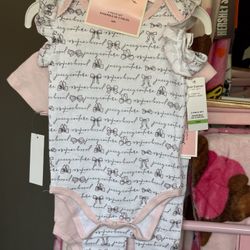 Juicy Couture Baby Set