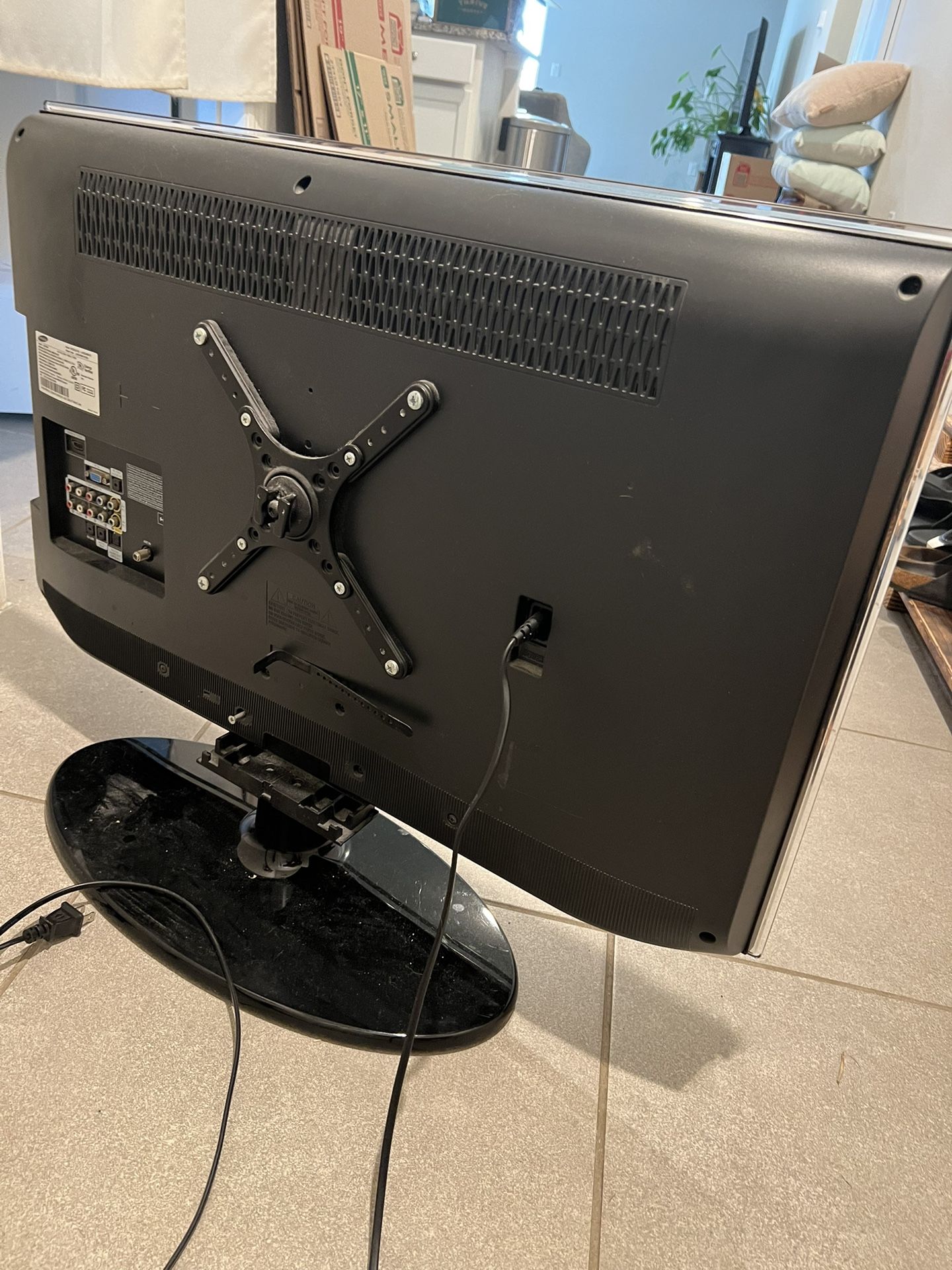 30 Inch TV For Sale In Kissimmee FL OfferUp