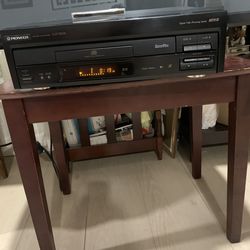 Pioneer LaserDisc CD player model CLD-D606 in good conditions laser and cd work fine ..No remote