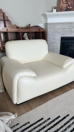 Creamy PU Leather Accent Sofa
