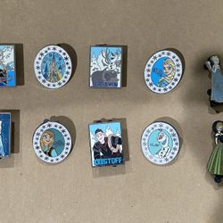 Lot of 10 Disney Frozen Pins