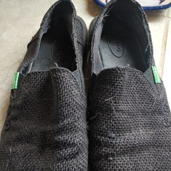 Sanuks Sz 6 Women