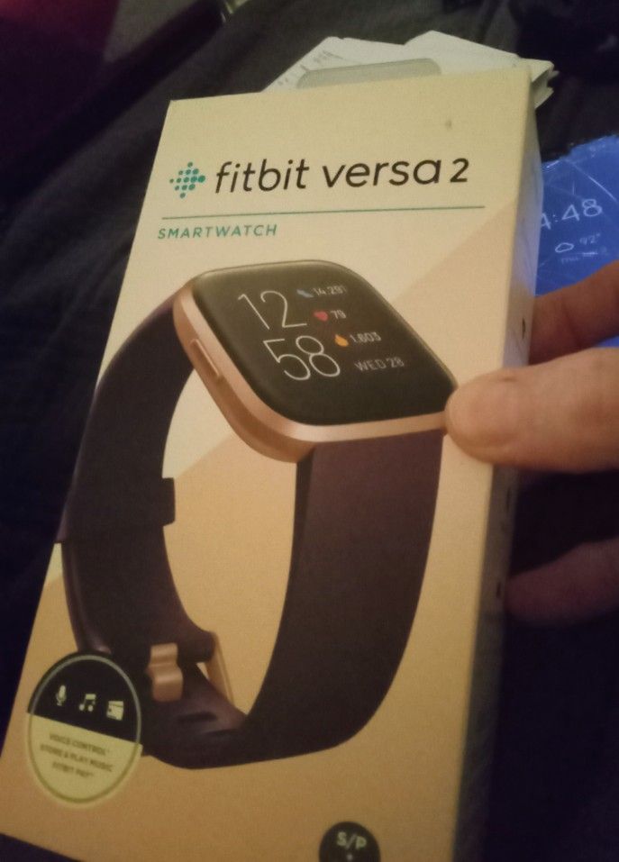 PREMIUM FITBIT VERSA WATERPROOF SMARTWATCH