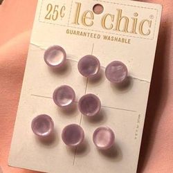 Vintage Le Chic pearly shank buttons on card pink or light purple iridescent 