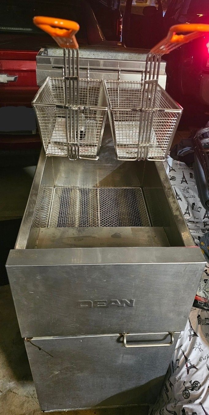 Commercial Fryer 