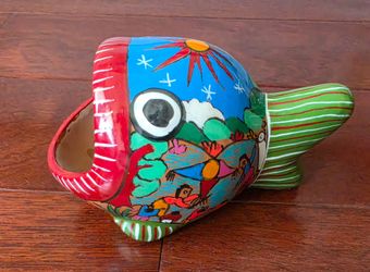 Mexican Folk Art Talavera Pottery Wide Mouth Fish Hand Painted