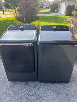 Samsung washer and gas dryer set