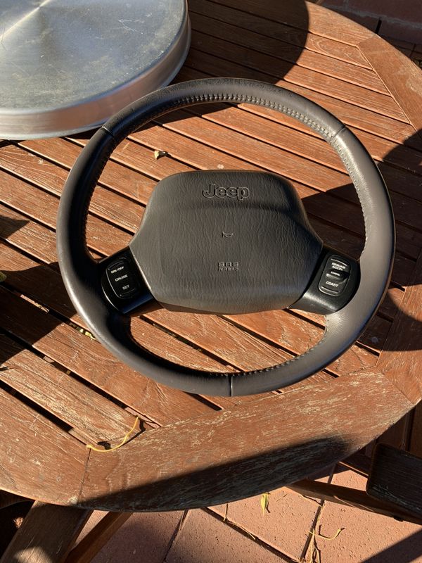 Jeep XJ, steering wheel with Cruise Control. for Sale in Los Angeles