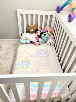 Toddler bed