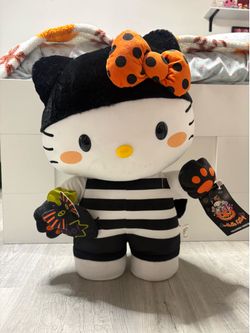 Hello kitty Halloween