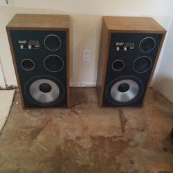 Acoustic Monitor db IV High-End 3-Way Liquid Cooled Speakers