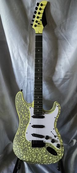 Brand new custom hand painted front with new bag cable and shoulder strap