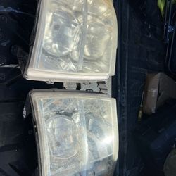 Headlights 07-13 Chevy Silverado 