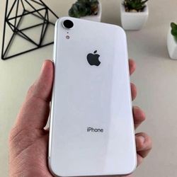 Apple iPhone XR Unlocked 