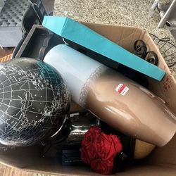 Home decor (large Box Of Assortment)