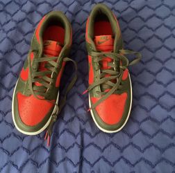 Low Cargo Khaki Mystic Red - Size 8