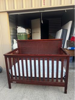 Crib with Mattress