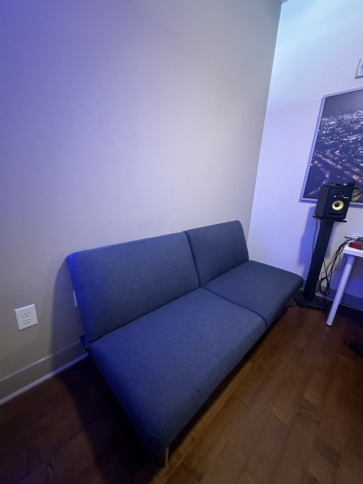 Paxson Convertible Futon Couch Bed for Sale in Los Angeles, CA OfferUp