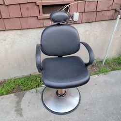 Black Leather Reclining Barbershop/Tattoo Chair