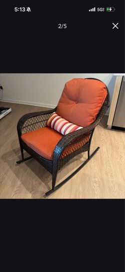 Outdoor/Indoor Wicker Rocking Chair Excellent Condition Like New