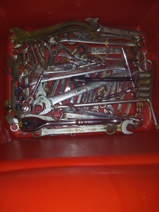 Miscellaneous Open End Wrenches Of All Brands And Sizes ,sockets,