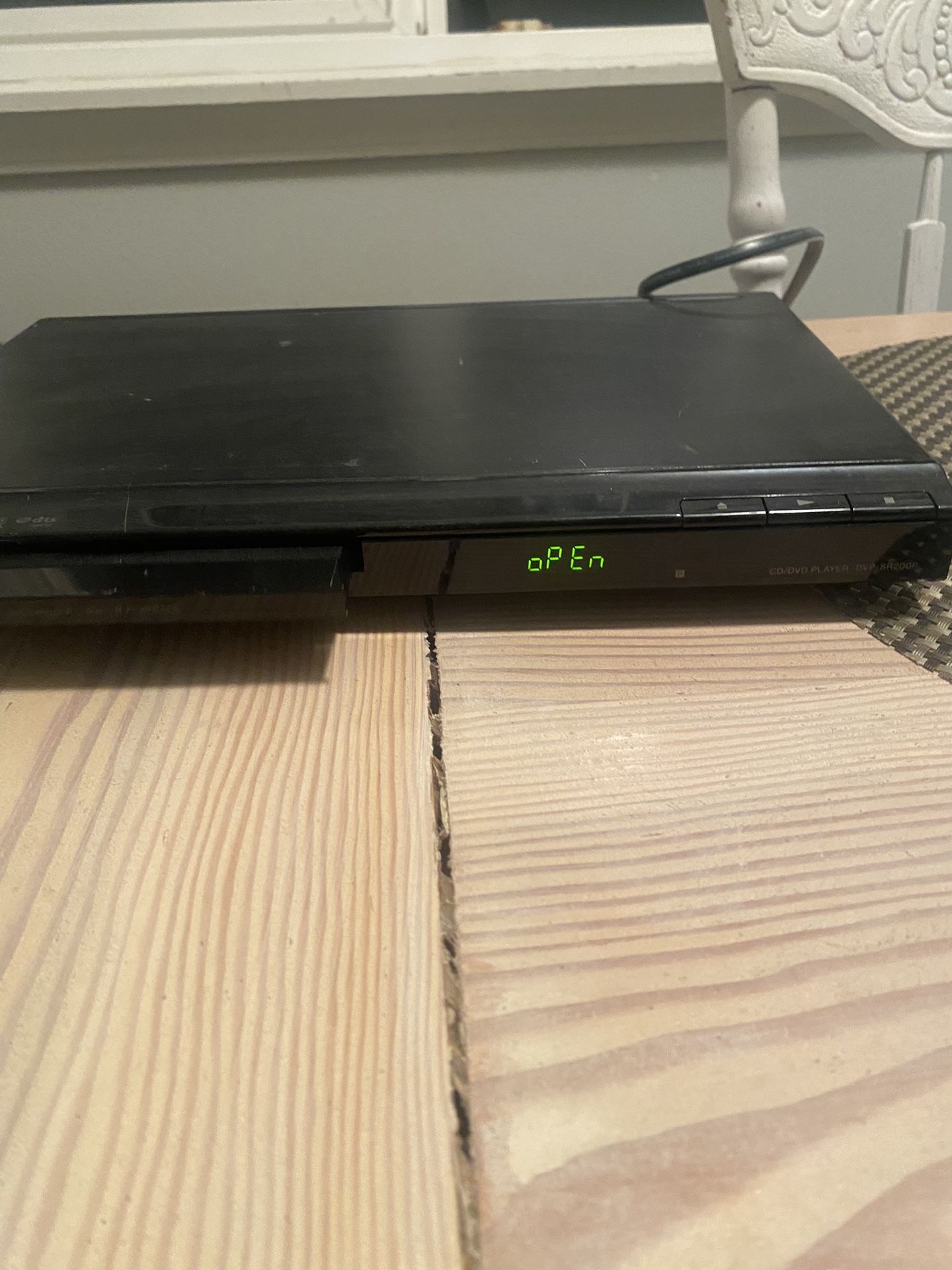 Sony DVP-SR200P CD/DVD player