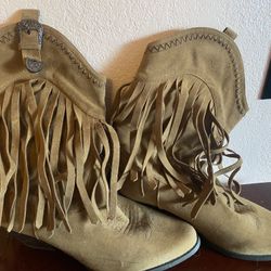 Womens Brown Suede Fringe Boots Size 10