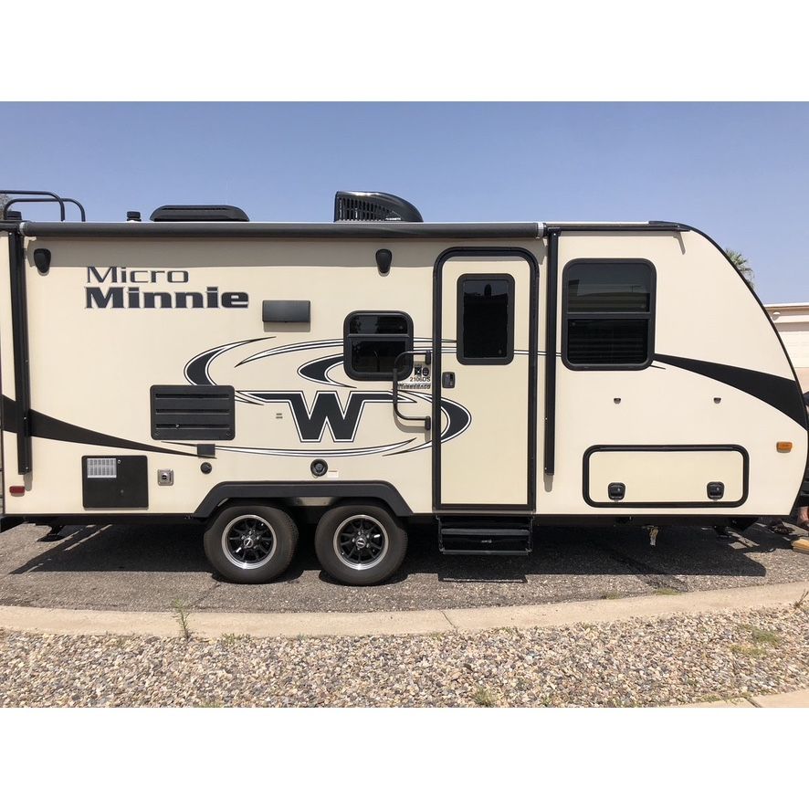 Winnebago Micro Minnie Travel Trailer